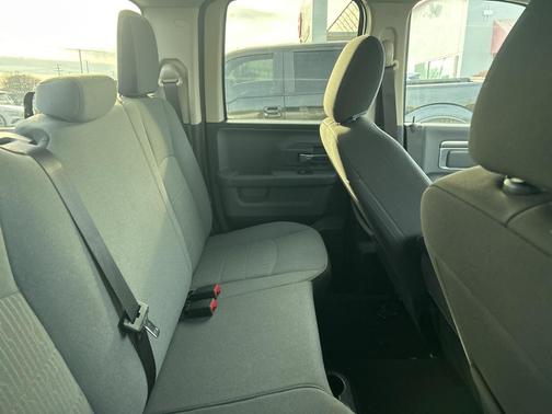 2024 RAM 1500 Classic SLT