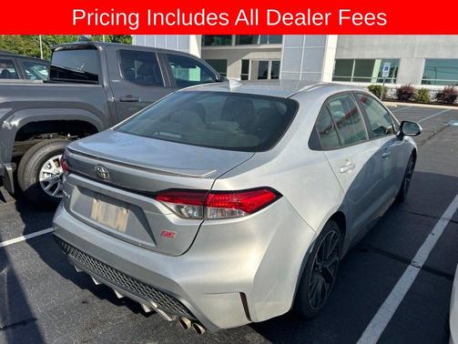 Classic Silver Metallic 2020 Toyota Corolla SE