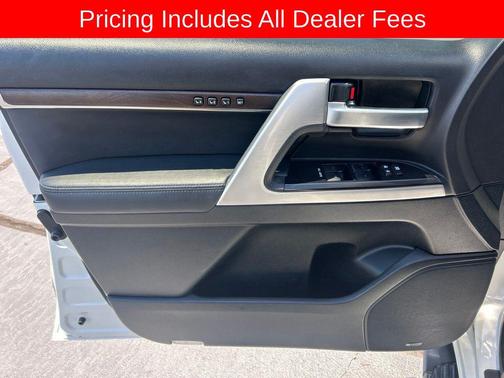 Blizzard Pearl 2019 Toyota Land Cruiser Base