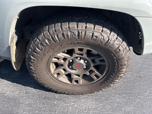 2023 Toyota 4Runner TRD Off Road Premium