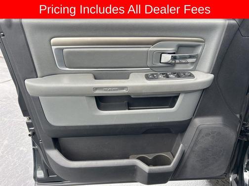 Black Forest Green Pearlcoat 2016 RAM 1500 Big Horn