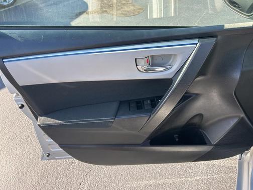 2015 Toyota Corolla LE Plus