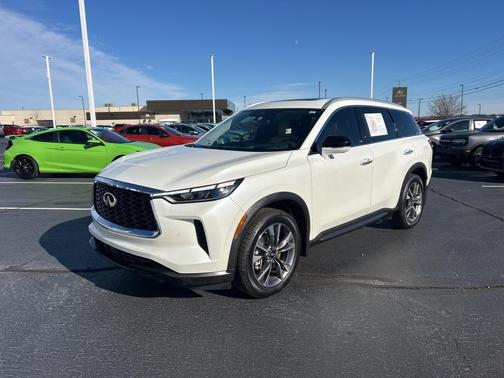 2023 INFINITI QX60 Luxe