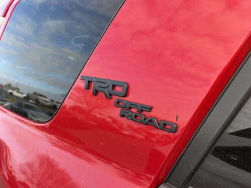 Barcelona Red Metallic 2022 Toyota 4Runner TRD Off Road