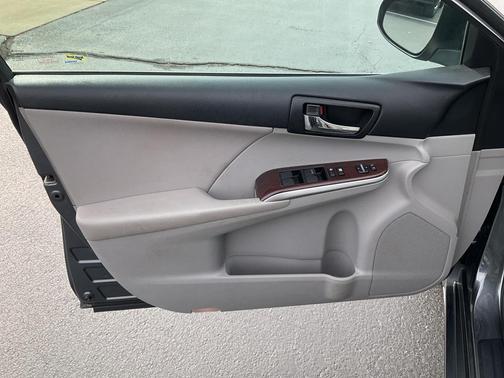 2012 Toyota Camry XLE