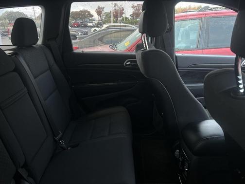 2018 Jeep Grand Cherokee Laredo E