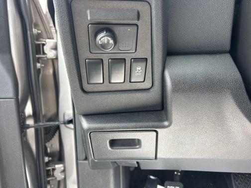 Platinum Graphite 2014 Nissan Rogue Select S