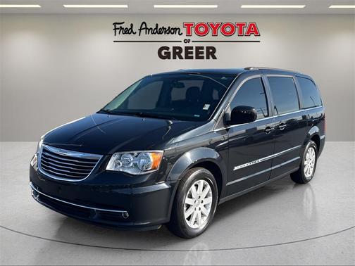 2016 Chrysler Town & Country Touring