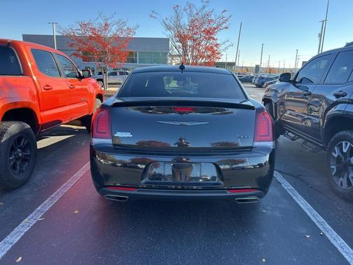 2021 Chrysler 300 Touring