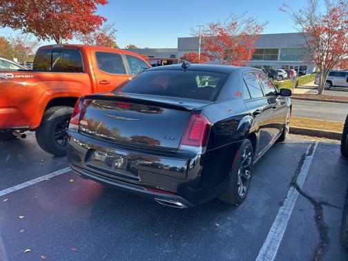 2021 Chrysler 300 Touring