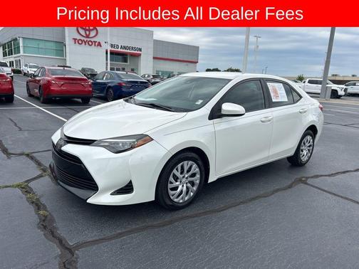 Blizzard Pearl 2019 Toyota Corolla LE