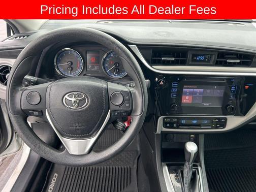 Blizzard Pearl 2019 Toyota Corolla LE