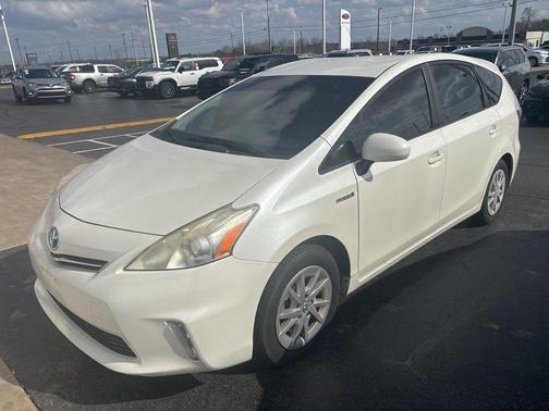 Blizzard Pearl 2013 Toyota Prius v Three