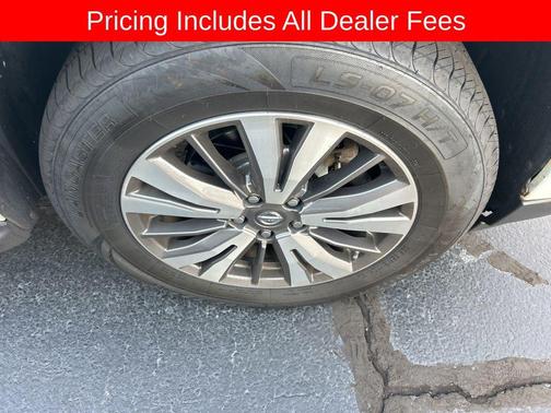 Glacier White 2017 Nissan Pathfinder SL