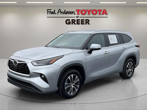 2024 Toyota Highlander XLE