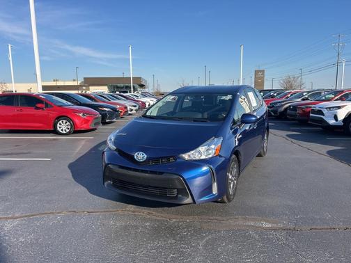 2017 Toyota Prius v Three