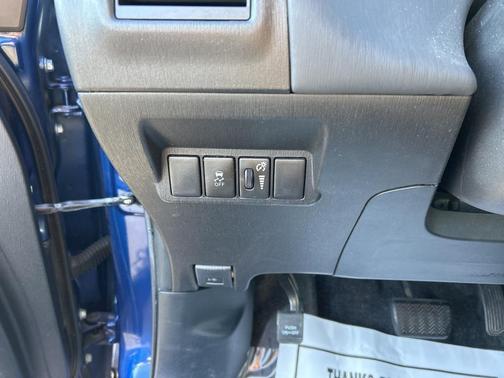 2017 Toyota Prius v Three