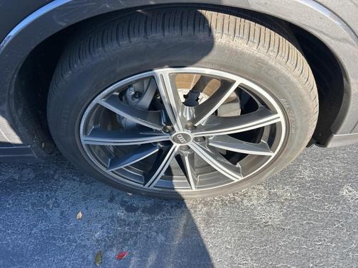 2021 Audi Q7 55 Prestige