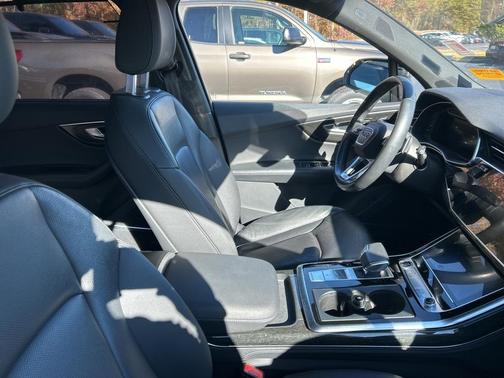 2021 Audi Q7 55 Prestige