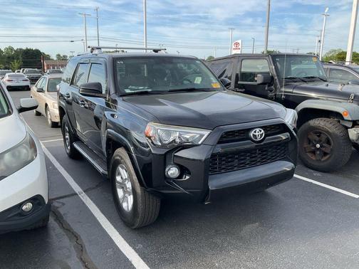 Midnight Black Metallic 2018 Toyota 4Runner SR5