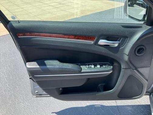 2014 Chrysler 300 S