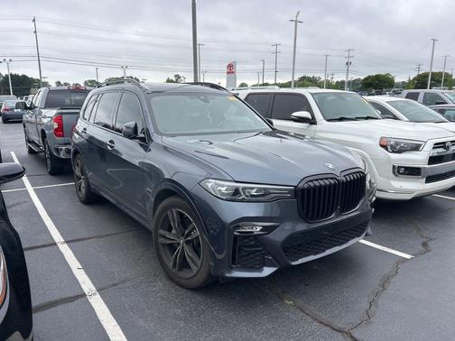 Arctic Grey Metallic 2021 BMW X7 xDrive40i