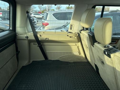 2016 Land Rover LR4 Base