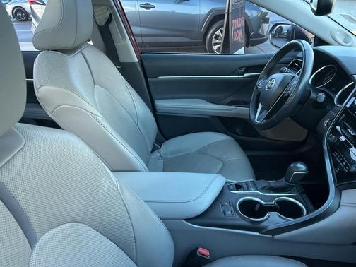 2024 Toyota Camry XLE