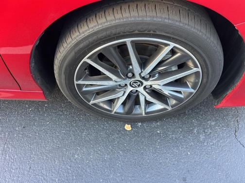 2024 Toyota Camry XLE