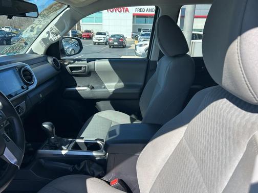 2023 Toyota Tacoma SR5