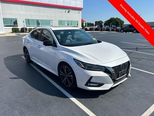 Aspen White TriCoat Pearl 2022 Nissan Sentra SR