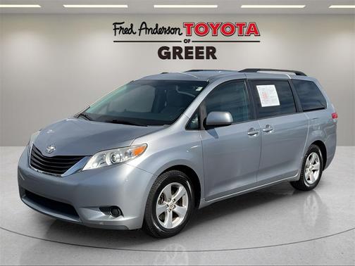 2013 Toyota Sienna LE