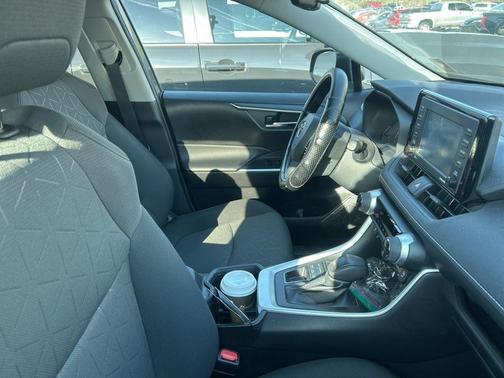 Magnetic Gray Metallic 2022 Toyota RAV4 XLE