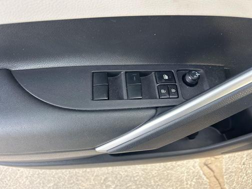 2023 Toyota Corolla Cross L