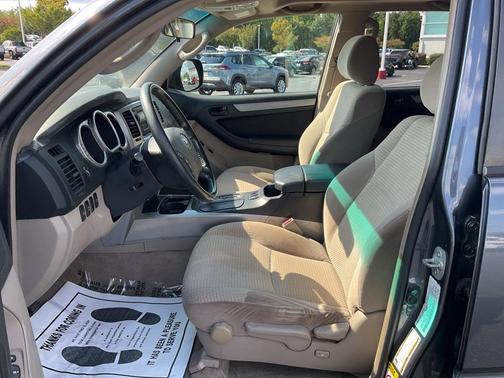 2004 Toyota 4Runner SR5