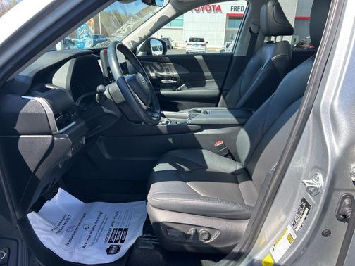 2024 Toyota Grand Highlander Hybrid XLE