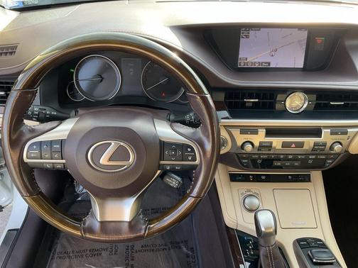 2016 Lexus ES 350 Base