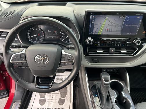 2021 Toyota Highlander Platinum