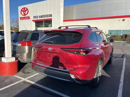 2021 Toyota Highlander Platinum