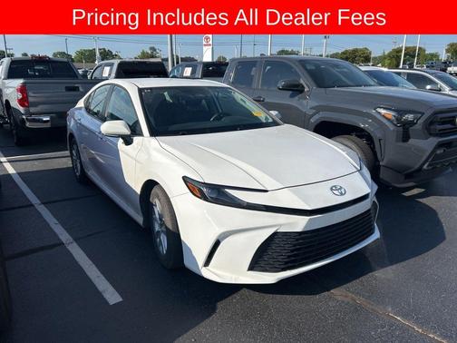 Ice Cap 2025 Toyota Camry LE