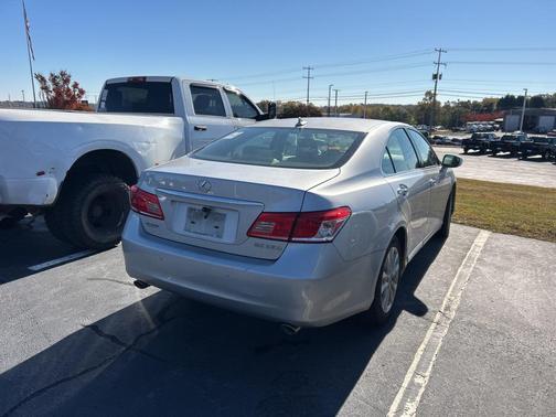 2011 Lexus ES 350 Base
