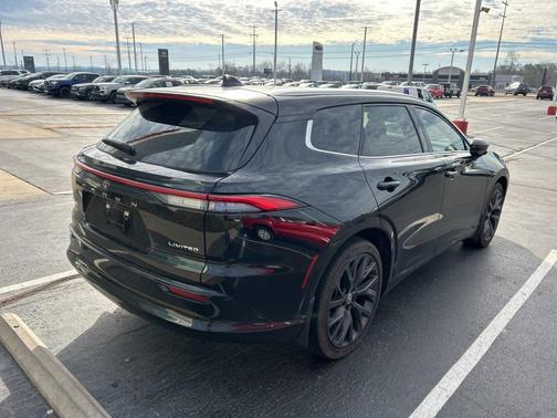 2025 Toyota Crown Signia Limited