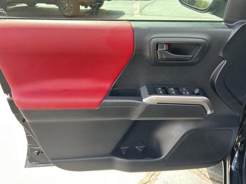 Black 2023 Toyota Tacoma SR5