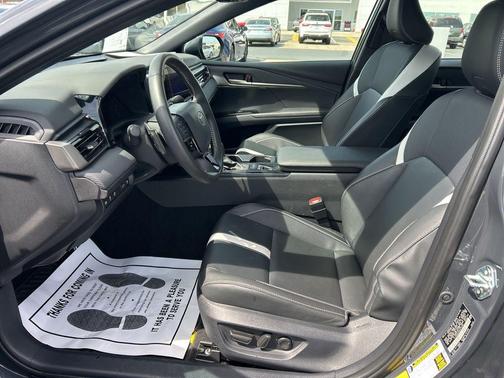 Underground 2025 Toyota Camry SE