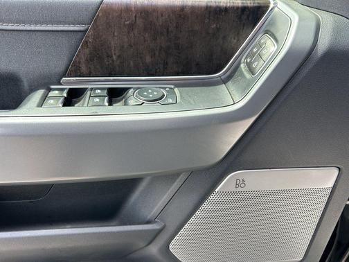 AGATE BLACK METALLIC 2023 Ford F-150 Lariat