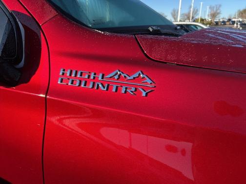 2021 Chevrolet Tahoe 4WD High Country