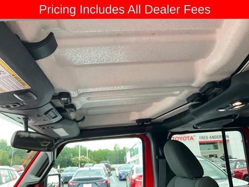 Firecracker Red Clearcoat 2021 Jeep Gladiator Rubicon