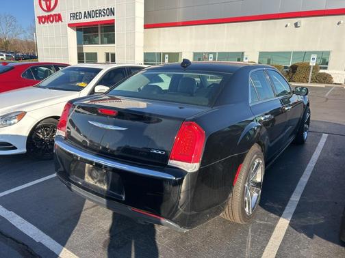 2018 Chrysler 300 Limited