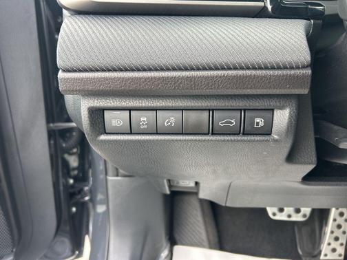 Underground 2025 Toyota Camry SE