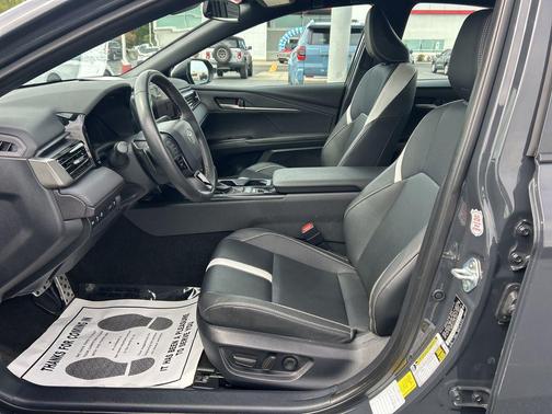 Underground 2025 Toyota Camry SE